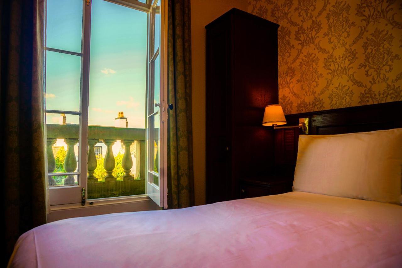 Manor House Hotel, コッカーマス エクステリア 写真
